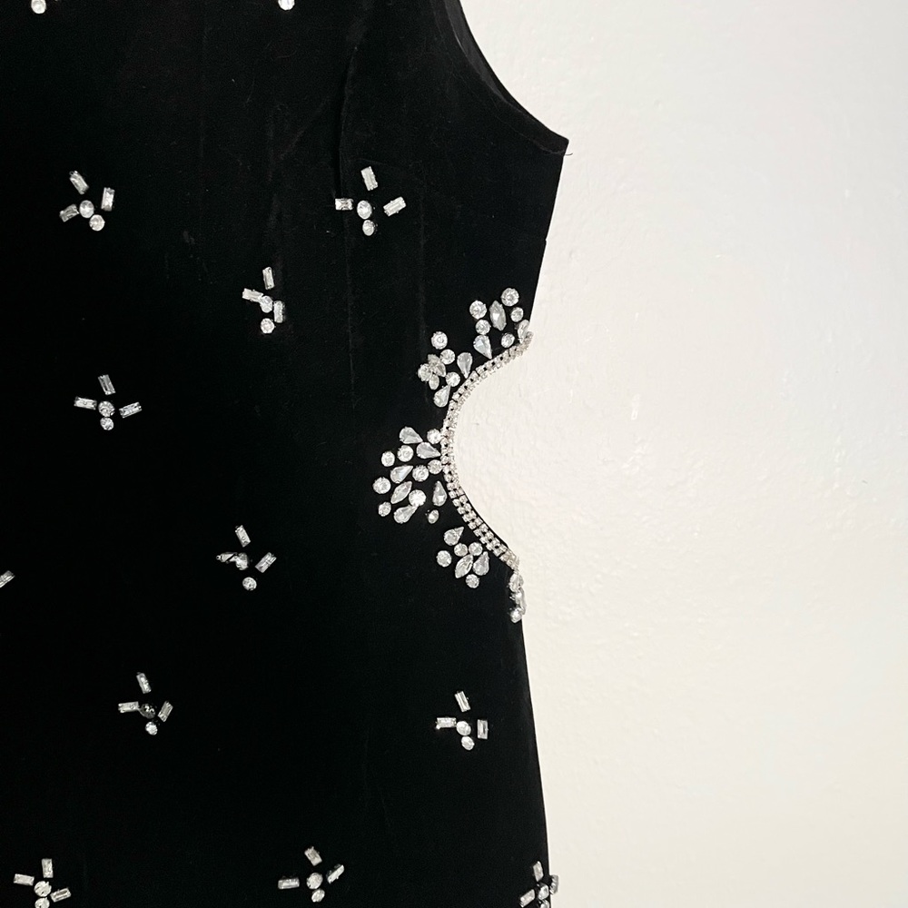 Velvet Jewel Accent Mini Dress - Picture 4 of 5